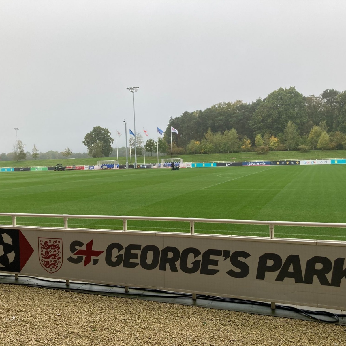 hodge-hill-college-year-10-11-football-team-visit-st-george-s-park